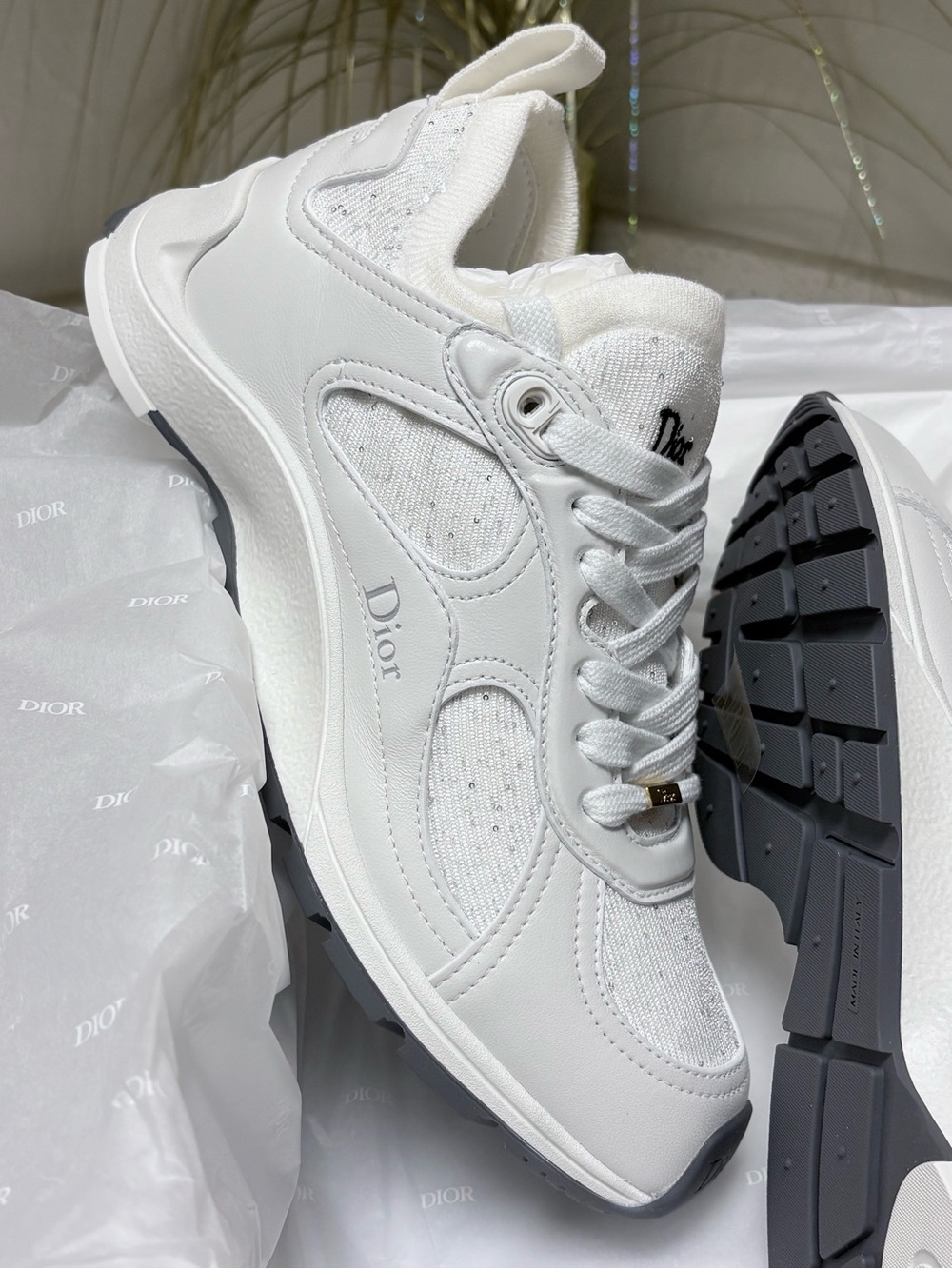 Dior mile off white White woman Sneaker